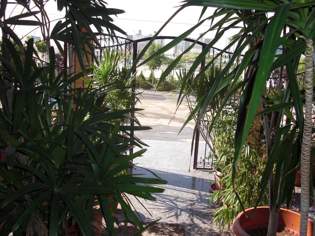 Cairo Plaza Guest House 6th of October City Eksteriør billede