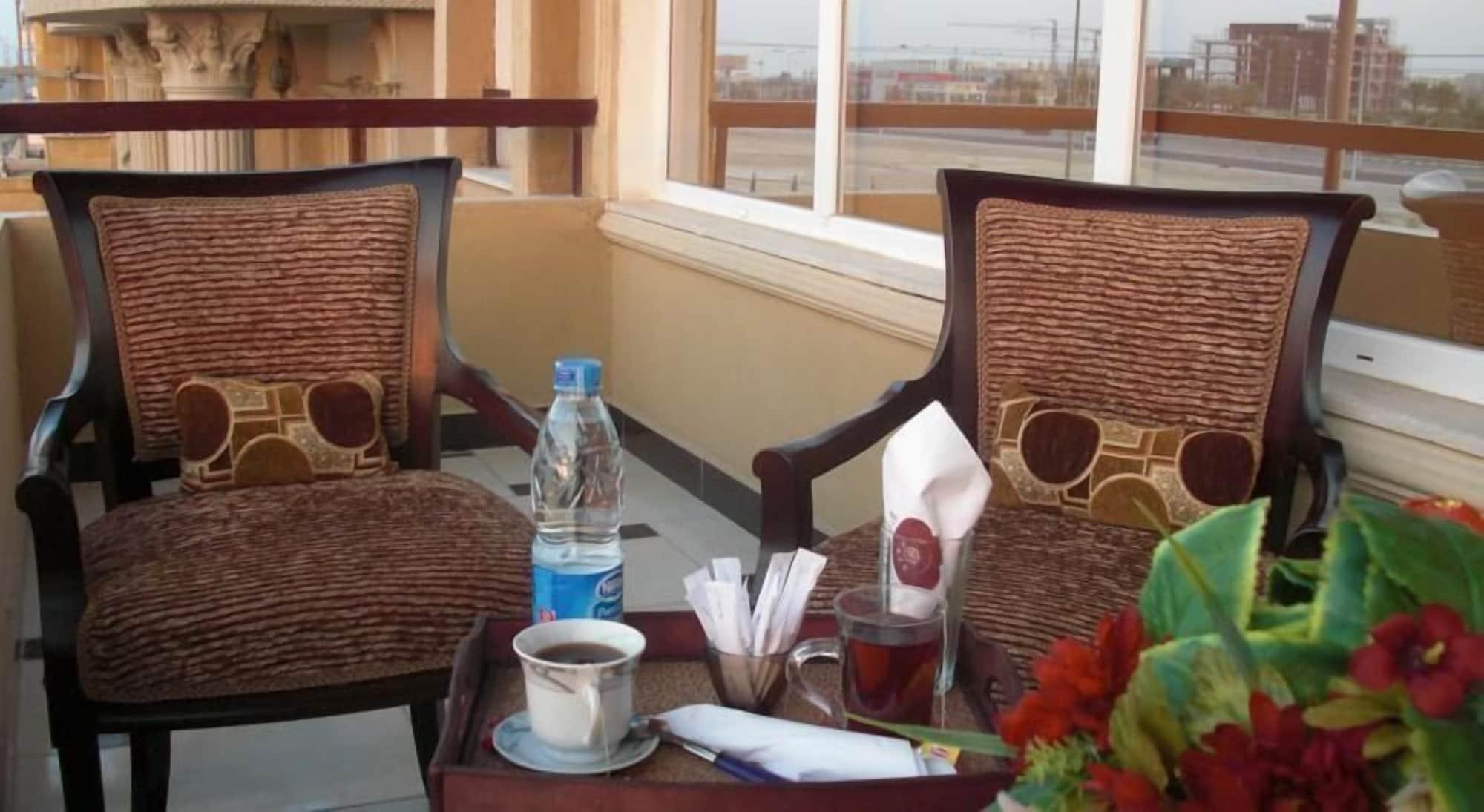 Cairo Plaza Guest House 6th of October City Eksteriør billede